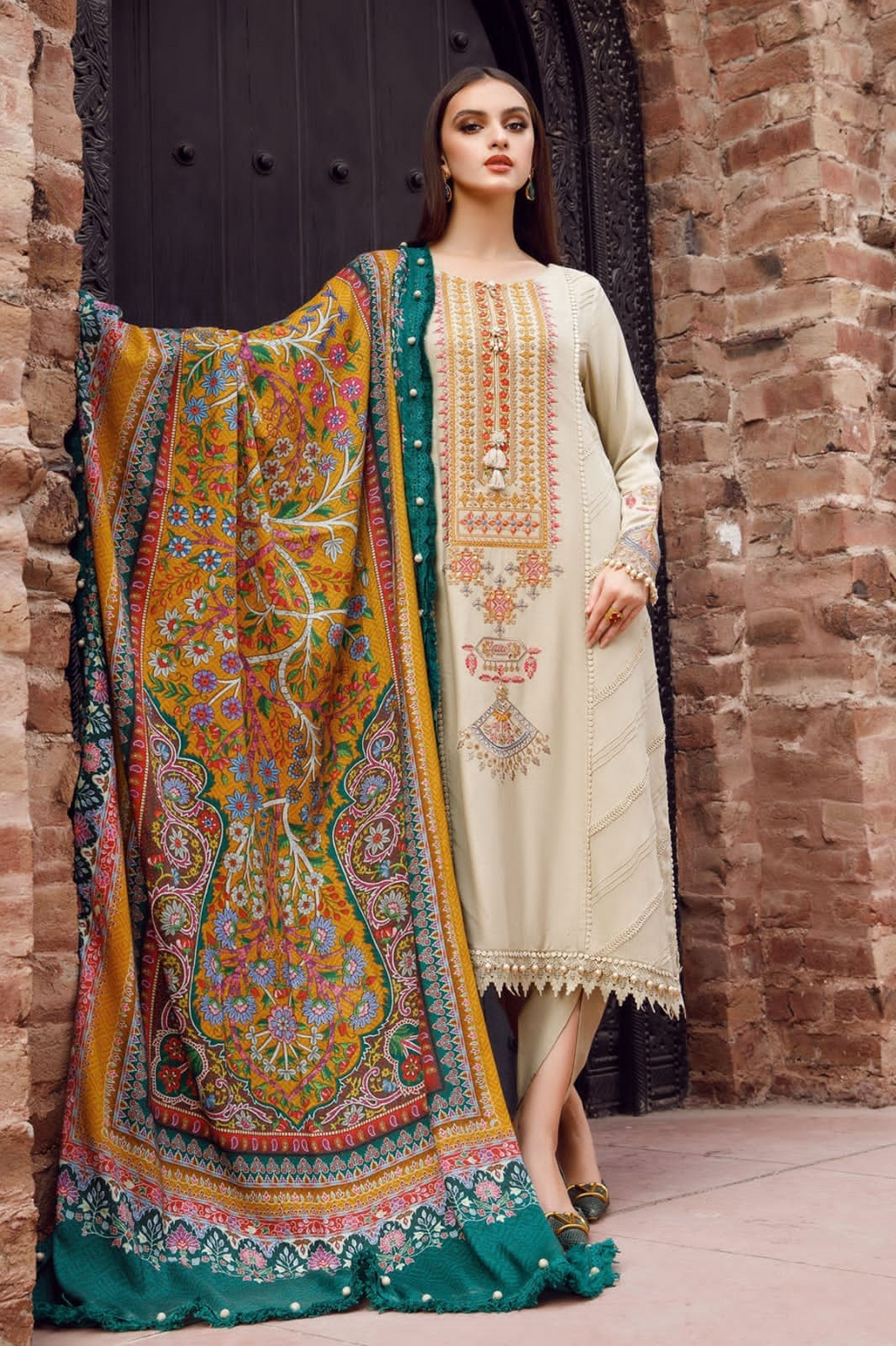 MARIA B EMBROIDERY